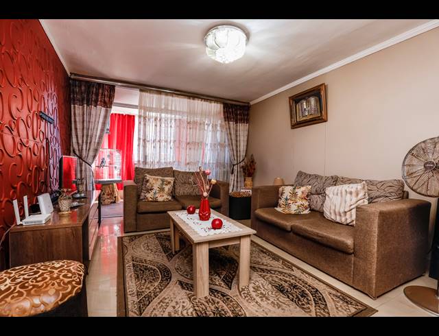 3 BEDROOM APARTMENT FOR SALE IN SOUTH BEACH